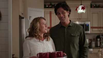 - Me too. This house hasn't
felt this full in years. - A Christmas of Wonders