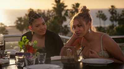 - Me?
- Yes, you. - Sweet Life: Los Angeles