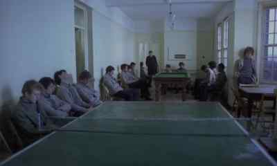 - Meakin!
- Sir? - Scum
