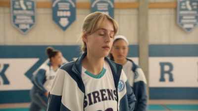-Meaning?
-Meaning your head's in the clouds, - Big Shot