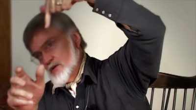 Meanwhile, we are all going like this,
fires another beam of light, - Top Secret UFO Projects Declassified