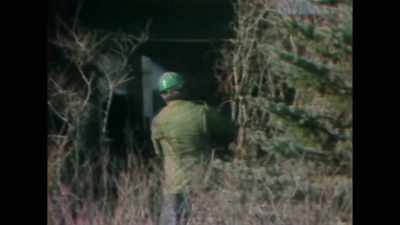 Meanwhile, investigators
have started - John Wayne Gacy: Devil in Disguise