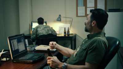 Meanwhile, the BTF's got
this guy so turned around, - SEAL Team