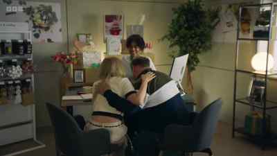 MECHANICAL WHIRRING - Gavin & Stacey: The Finale