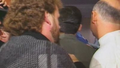 Media trying to get into
my box to get to Michael. It was wild. - The Last Dance