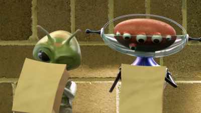 - Mee mo mee?
- [low burbling] - Alien TV