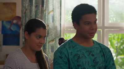 MEESHA: That's it, that's it! - Rock Island Mysteries