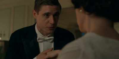 Meet an associate of mine,
mr. Malcolm foxworth. - Flowers in the Attic: The Origin