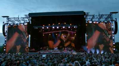 ♪ Meet me at Mary's place ♪ - Road Diary: Bruce Springsteen and The E Street Band