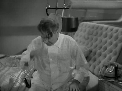 Meet me down at the bar - The Big Broadcast of 1938