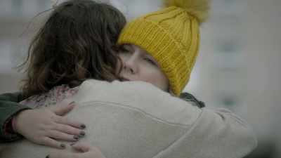 Meg, it's just a hug.
[LAUGHS NERVOUSLY] - Dead Pixels