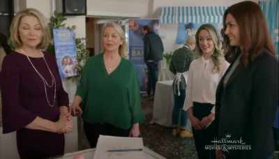 Megan is a baker by trade, - Ruby Herring Mysteries: Silent Witness