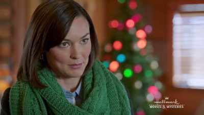 Megan signed up to help plan the dance, - Christmas Wonderland