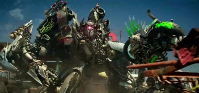 Megatron, they got up out of here. - Transformers: The Last Knight