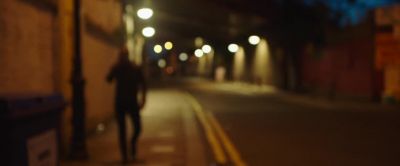 Melody, come on, pick up. It's Tommy. - City of Tiny Lights