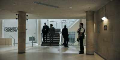[men chattering] - Bodyguard