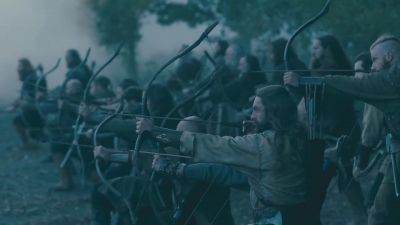 - [men grunt]
- [horse neighs] - Vikings
