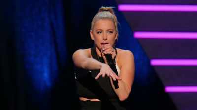 Men, shitty men,
not the good ones that are here, - Iliza Shlesinger: Unveiled