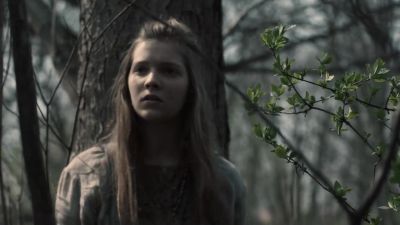 [men shouting in distance] - The Last Kingdom