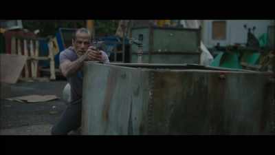 (MEN SHOUTING INDISTINCTLY) - The Marine 6: Close Quarters