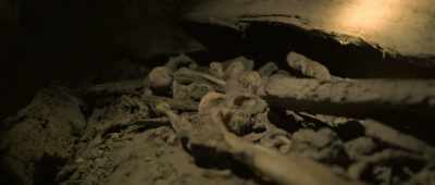 [men speaking indistinctly] - Secrets of the Saqqara Tomb