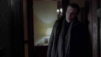 (men speaking Russian) - The Americans