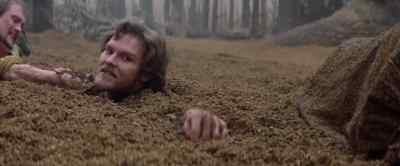 Menno! Keep still! Don't struggle! - Krull