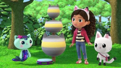 Meowzer! The yellow stripe came back. - Gabby's Dollhouse