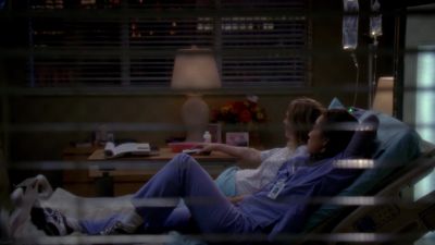 (meredith) tell me everything.
Did you beat them? - Grey's Anatomy