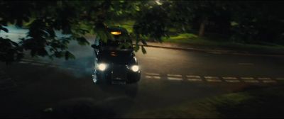 Merlin,
I'm entering Hyde Park. - Kingsman: The Golden Circle