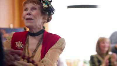 Merry Christmas, everyone.
Happy Hanukah, Murray. - A Carol for Two