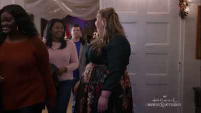 Merry Christmas.
It's so good to see you. - A Merry Christmas Match