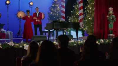 Merry Christmas, ladies and gentlemen. - I'm Glad It's Christmas