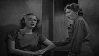 Merry Christmas,
Marie. Why aren't you singing? - Caged