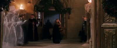 Merry ChristmasMerry Christmas Ring the Hogwart bell Merry ChristmasMerry Christmas Cast a Christmas spell - Harry Potter and the Philosopher's Stone