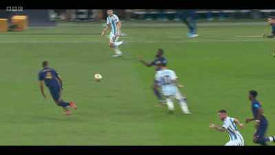 Messi. Turns it out to Alvarez,
who gets it through. - Lionel Messi: Destiny