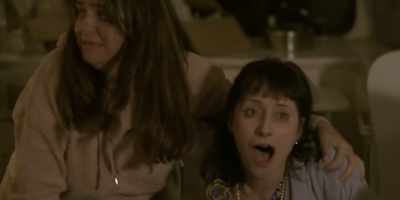 (metal scraping)
Oh, God! - Amityville Scarecrow