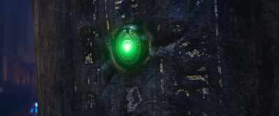 [metallic clanking] - Tad, the Lost Explorer and the Emerald Tablet