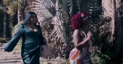 - Mhm. This is so nice.
(peaceful music) - 10 Reasons Why Men Cheat