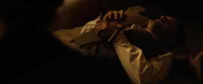 Mi cuerpo se
siente como algodón. - Bone Tomahawk