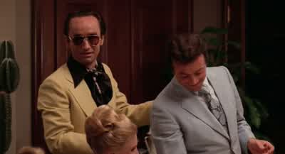 मी लवकरच परत येऊ. - The Godfather