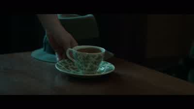 Mia: OH, I... - Annabelle