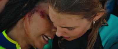 -[Mia sighs]
-[Sasha gasps] - 47 Meters Down: Uncaged