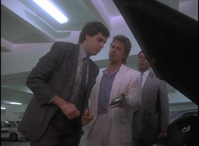 Miami Vice. You're under arrest.
Put your hands on your head. - Miami Vice