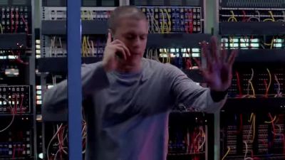 Michael, where are you?
It's getting crowded out here. - Prison Break
