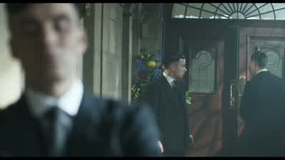 MICHAEL: Come on, little fellas. - Peaky Blinders