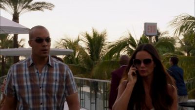 MICHAEL:
Fi, you outside? - Burn Notice