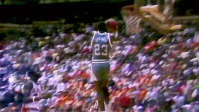 Michael Jordan's the only player
that could ever turn it on and off, - The Last Dance