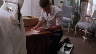[ Michael Narrating ]
Between matching holograms
and color-shifting inks, - Burn Notice