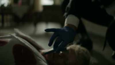 [Michael] There's also slice
through her clothes - A Time to Kill